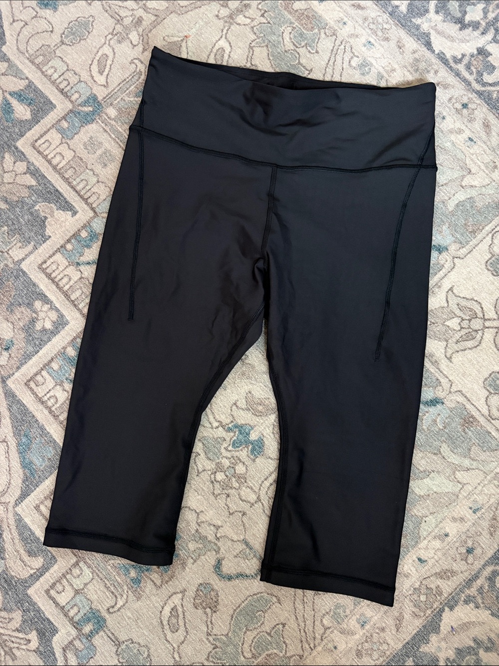 Athleta pacesetter crop leggings